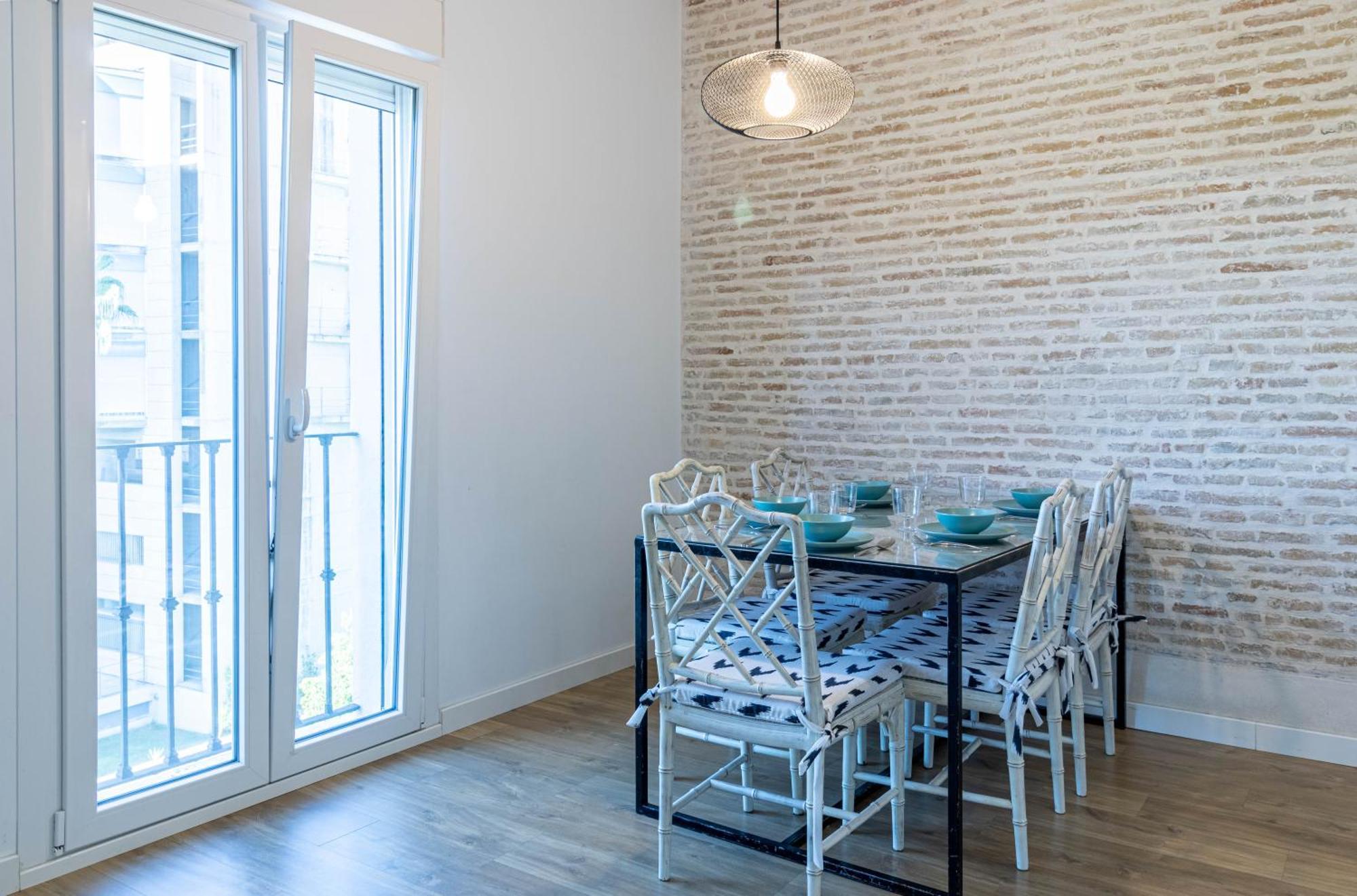 Sepulveda, Moderno Apartamento By Outin Apartman Sevilla Kültér fotó